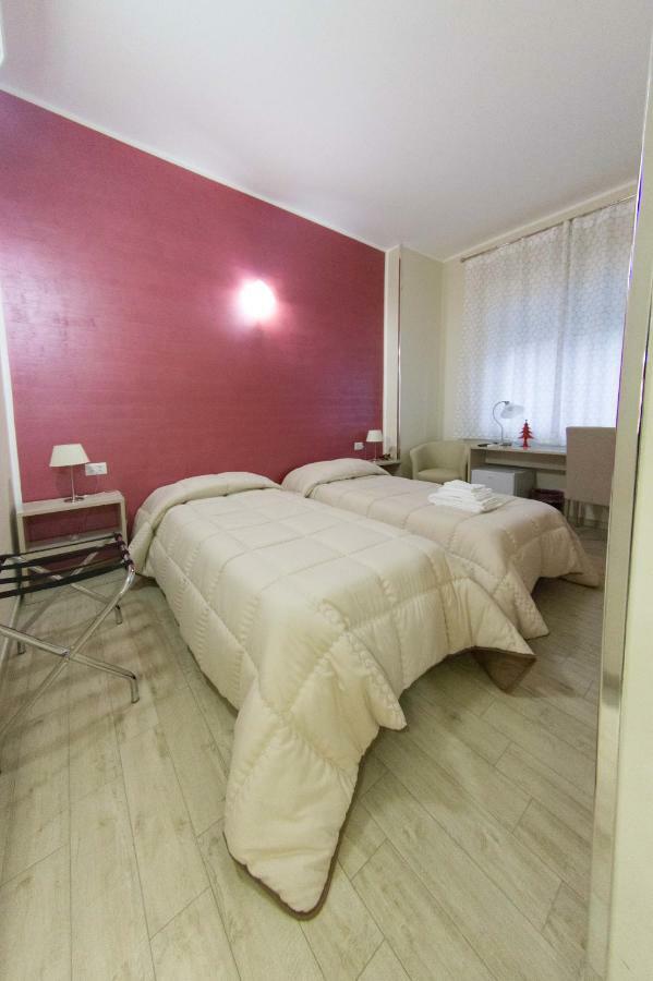B&B Del Corso ซานคาตัลโด ภายนอก รูปภาพ